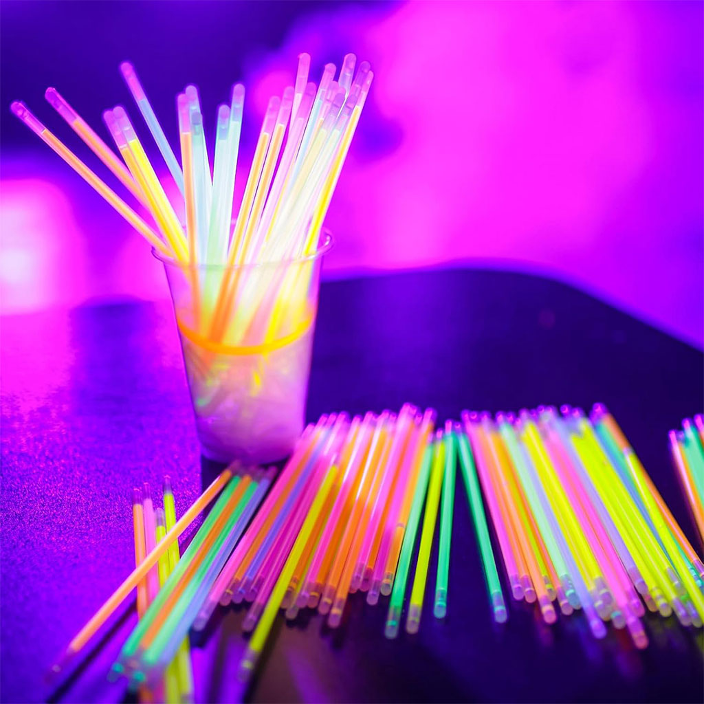 Glow Sticks Bulk Party Favors 50pcs 8inch Party Time - أساور مضيئة للحفلات - 9