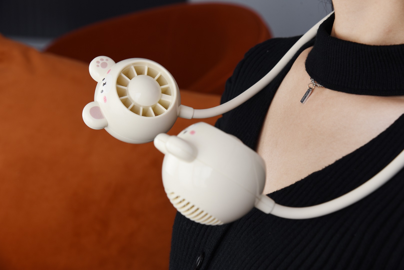 Mini Ventilateur de Bureau Orientable USB - Compact et Ultra-Silencieux - مروحة العنق المصغرة والمرنة للتبريد الصامت - 12