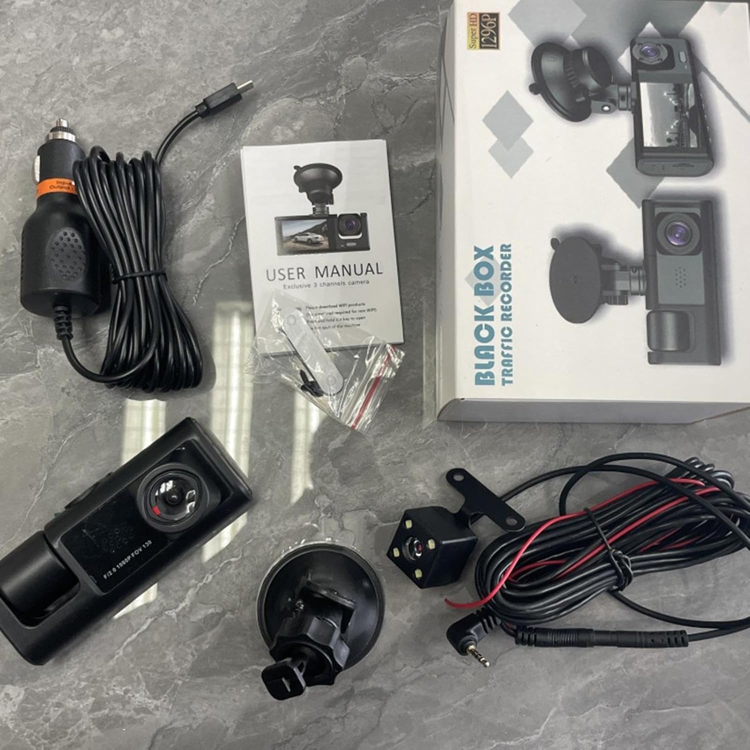 Black Box Caméra d'Aide au Stationnement et Dashcam Voiture 3 Canaux 1080P Full HD - كاميرا قيادة السيارات الثلاثية مع شاشة وزاوية عريضة 170 درجة - 8
