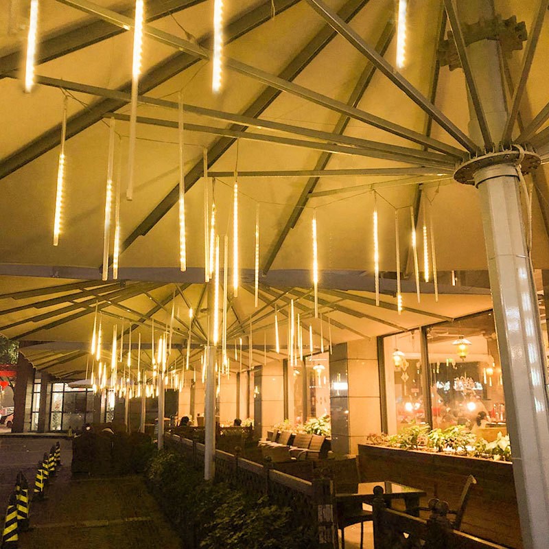 Lumière de Pluie de Météores LED Jaune Chaud 8 Pièces - أضواء شهب متساقطة باللون الذهبي الدافئ 8 قطع - 1