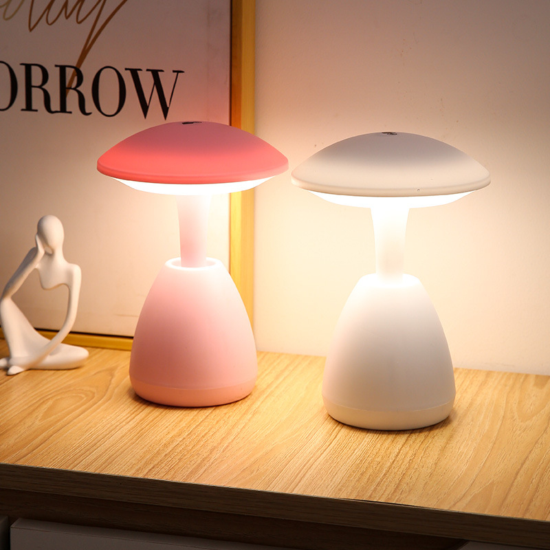Veilleuse LED Tactile Sans Fil à Intensité Réglable avec Chargeur USB 3